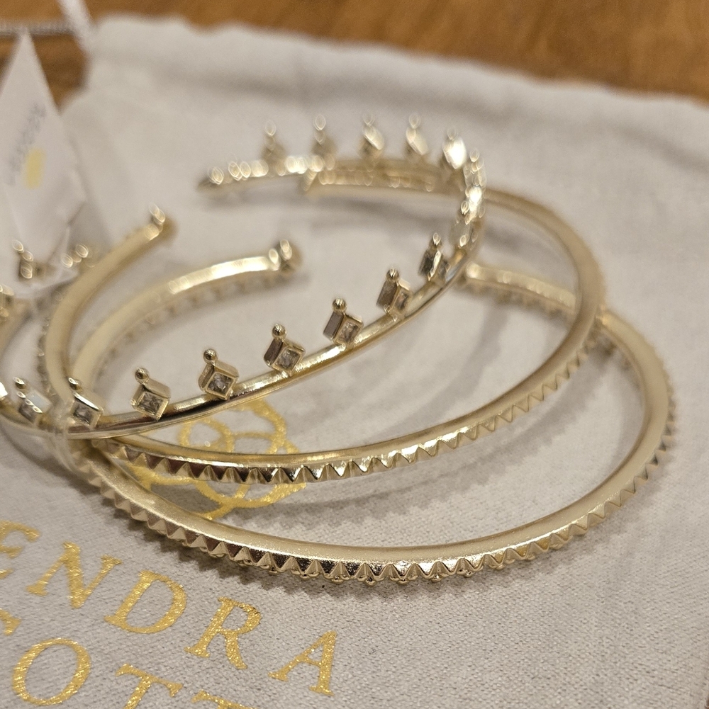 Kendra Scott Delphine Gold Pinch Cuff Bracelet Set - Picture 3 of 5